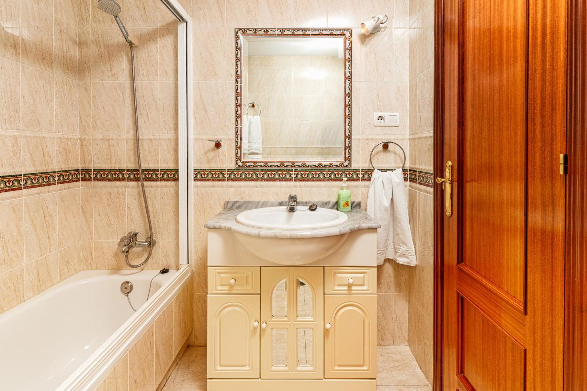 Апартаменты Casa Catalina Beach And Golf Эстепона Экстерьер фото
